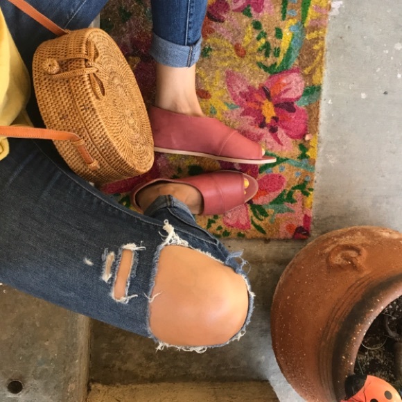 🚨LAST PAIR!!//The Alejandra//Adobe red Flat - Picture 8 of 8